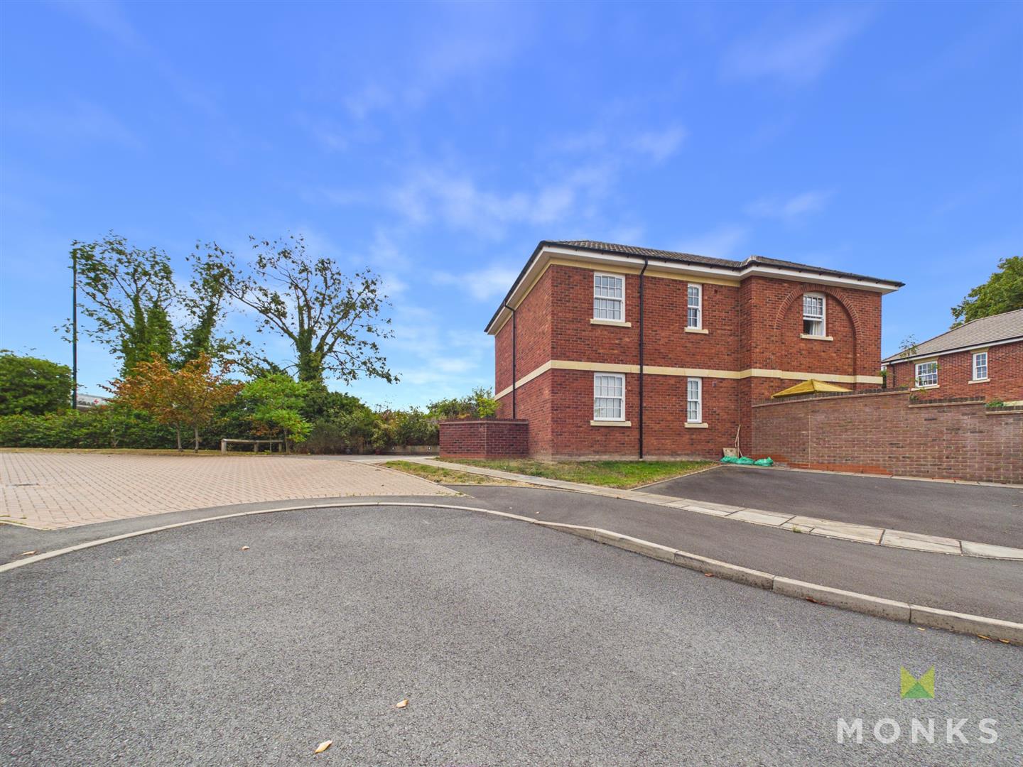 4 Berkeley Fields, Shrewsbury, SY3 8EJ For Sale